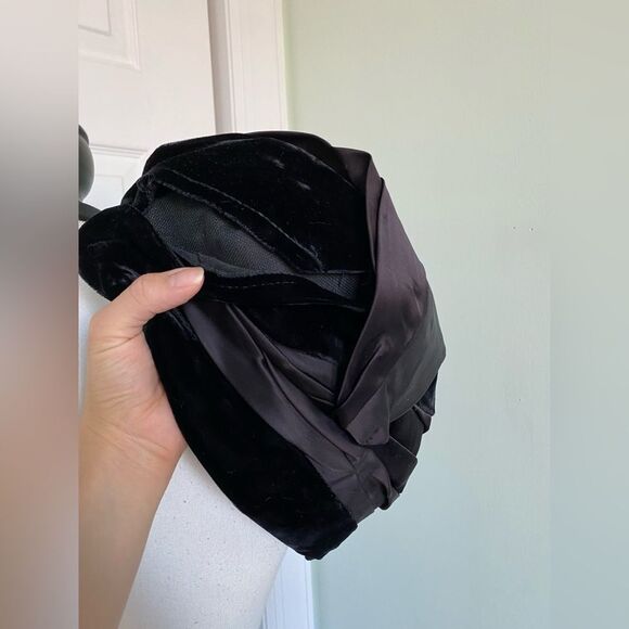 1950s/40s Black Velvet Hat with Union Made Tag